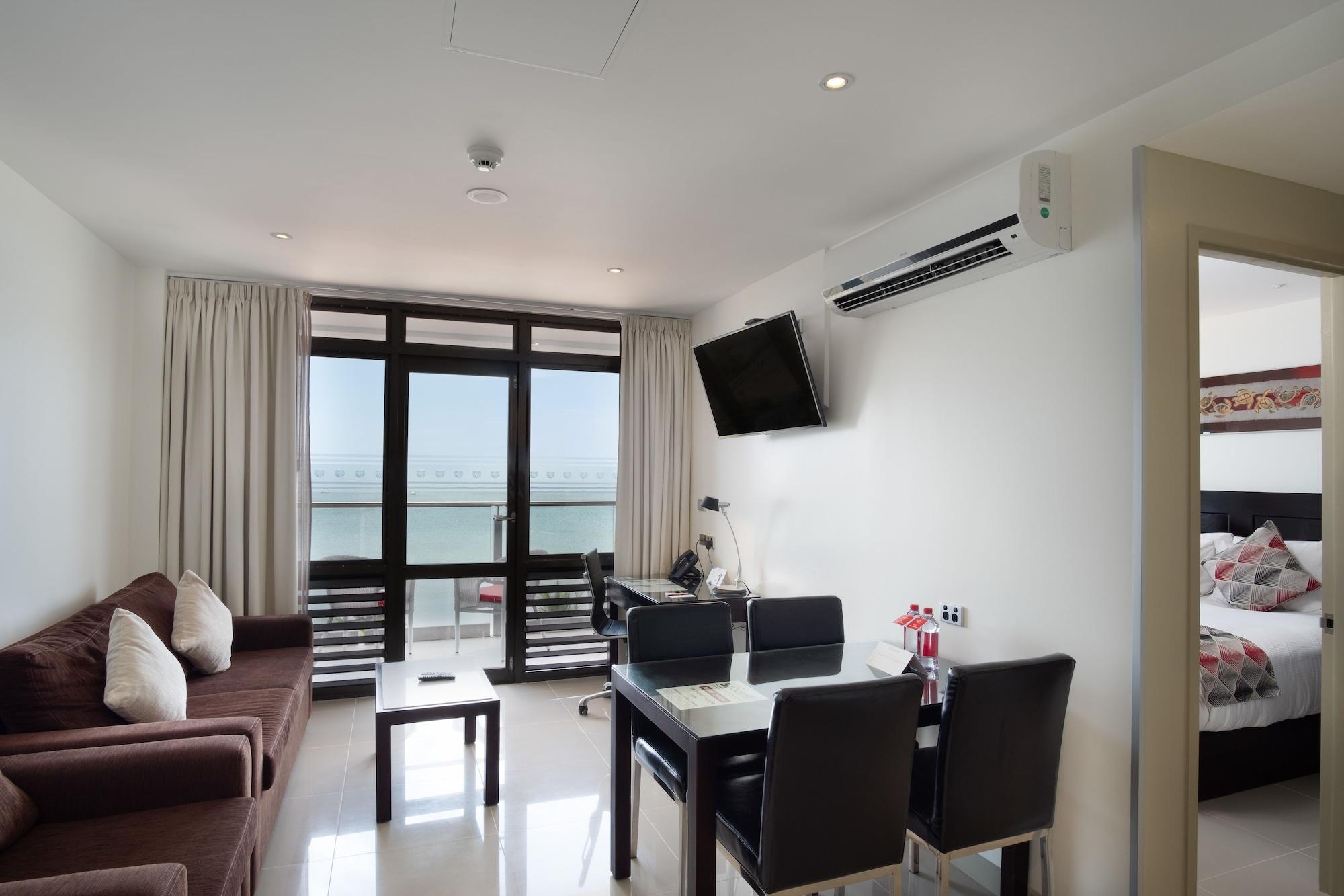 Ramada Suites By Wyndham Wailoaloa Beach Fiji Nadi Kültér fotó