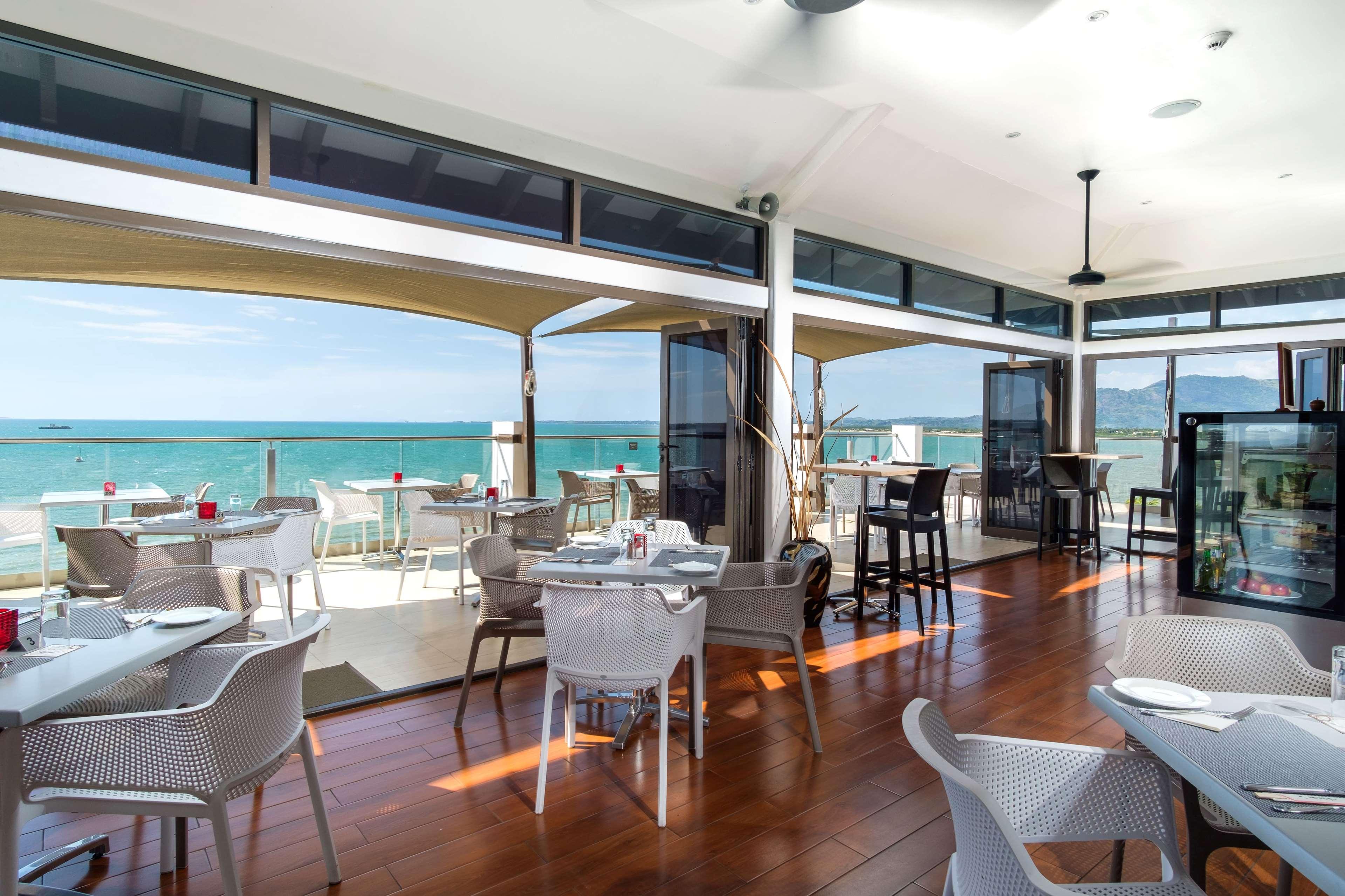 Ramada Suites By Wyndham Wailoaloa Beach Fiji Nadi Kültér fotó