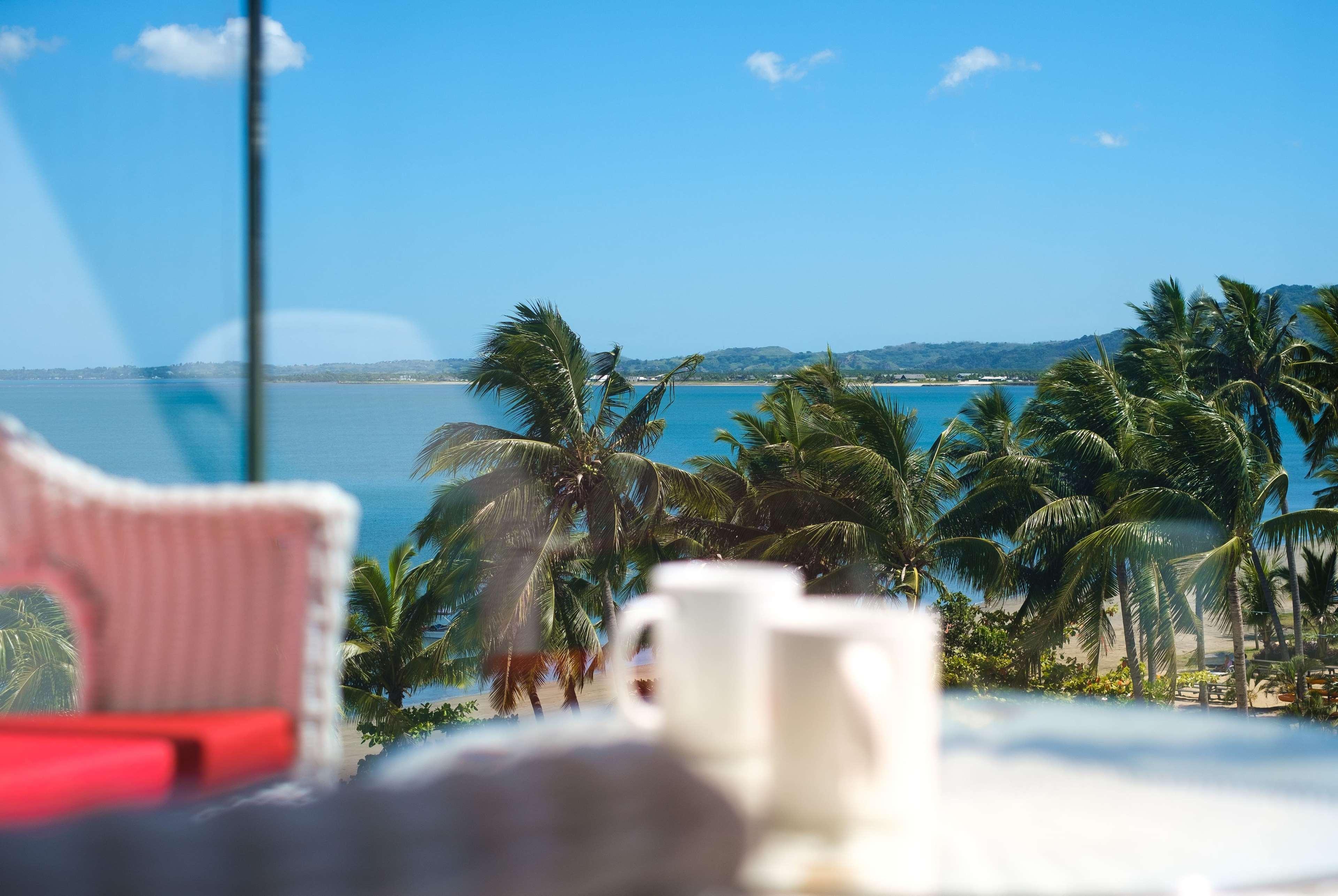 Ramada Suites By Wyndham Wailoaloa Beach Fiji Nadi Kültér fotó