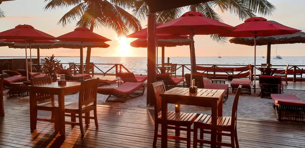 Ramada Suites By Wyndham Wailoaloa Beach Fiji Nadi Kültér fotó